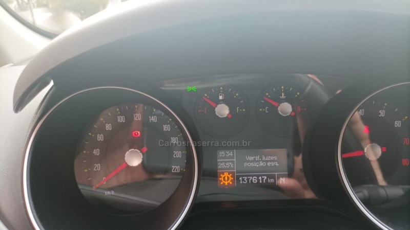 PUNTO 1.6 ESSENCE SP DUALOGIC 16V FLEX 4P AUTOMATIZADO - 2013 - FARROUPILHA