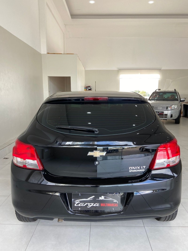ONIX 1.0 LT PLUS 8V FLEX 4P MANUAL - 2014 - PASSO FUNDO
