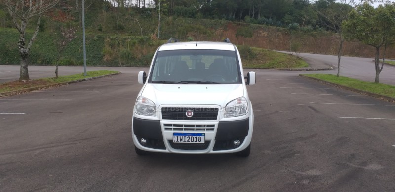 DOBLÓ 1.8 MPI ESSENCE 16V FLEX 7P MANUAL - 2015 - BENTO GONçALVES