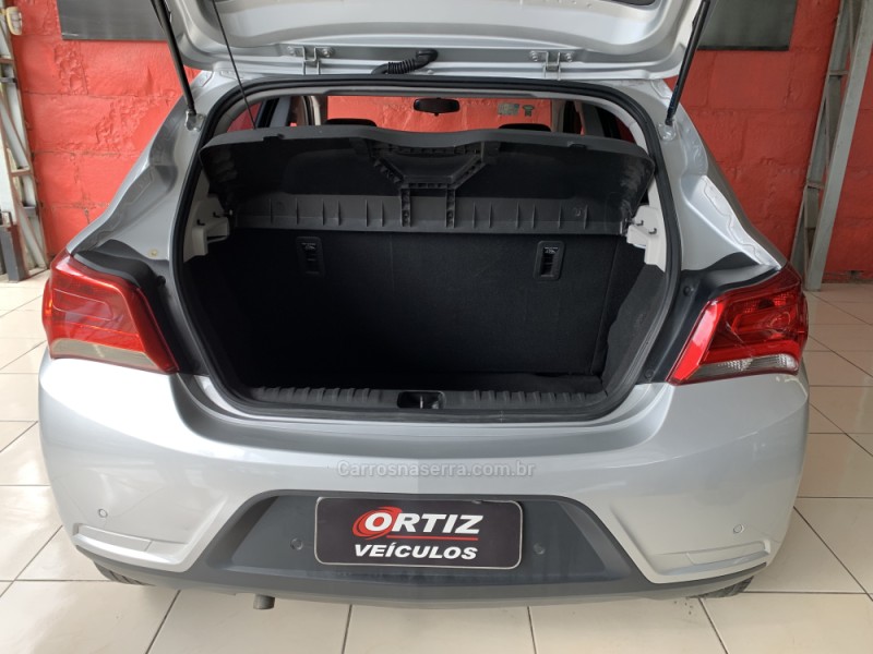 ONIX 1.0 MPFI LT 8V FLEX 4P MANUAL - 2019 - CAXIAS DO SUL