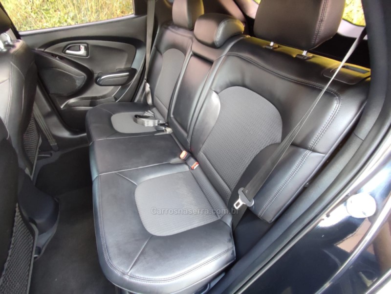 IX35 2.0 MPFI GLS 4X2 16V GASOLINA 4P AUTOMÁTICO - 2015 - FARROUPILHA
