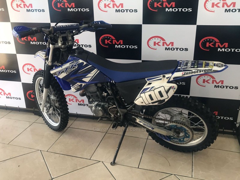 TT-R 230 - 2017 - PORTãO