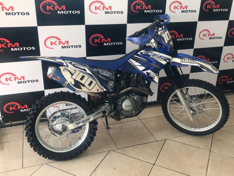 TT-R 230 - 2017 - PORTãO