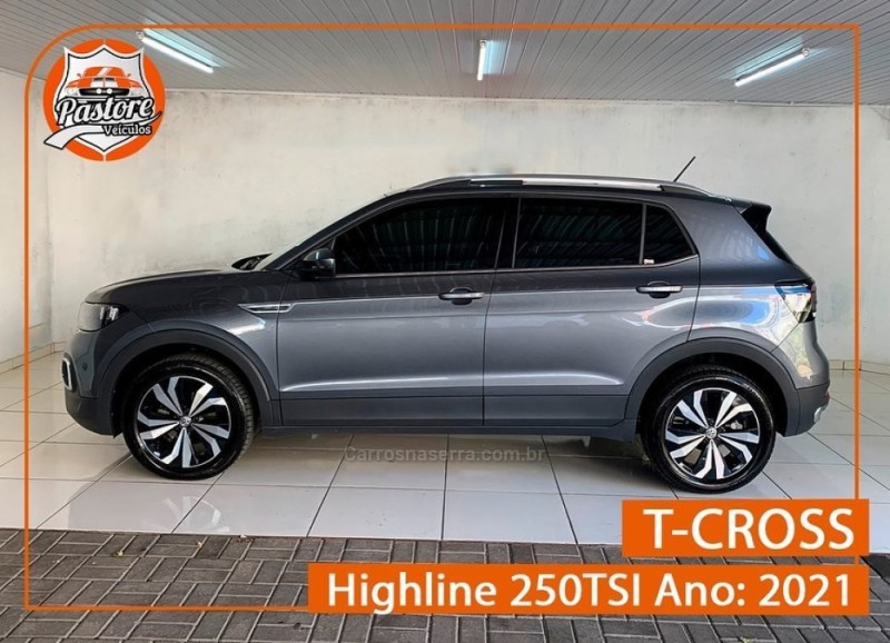 T-CROSS 1.4 HIGHLINE TSI 16V FLEX 4P AUTOMÁTICO - 2021 - VACARIA