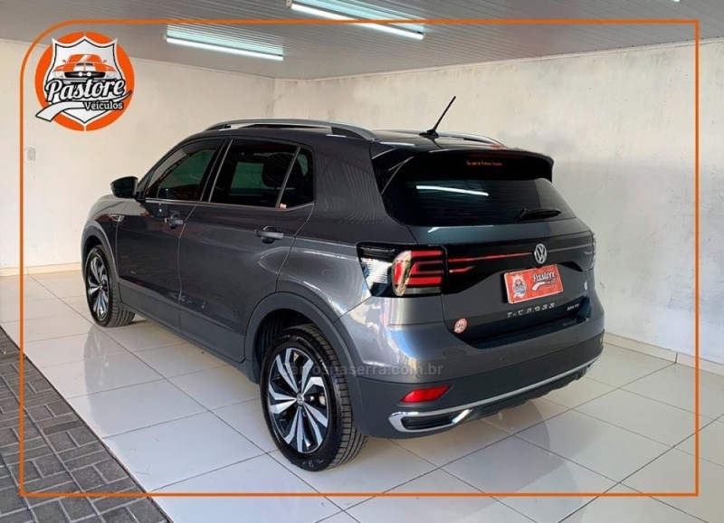 T-CROSS 1.4 HIGHLINE TSI 16V FLEX 4P AUTOMÁTICO - 2021 - VACARIA