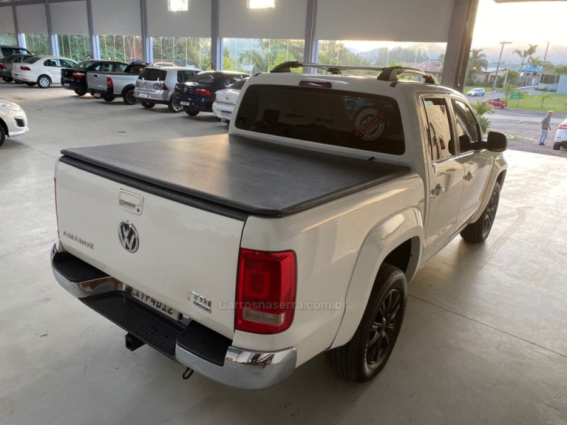 AMAROK 2.0 HIGHLINE 4X4 CD 16V TURBO INTERCOOLER DIESEL 4P AUTOMÁTICO - 2012 - BOM PRINCíPIO