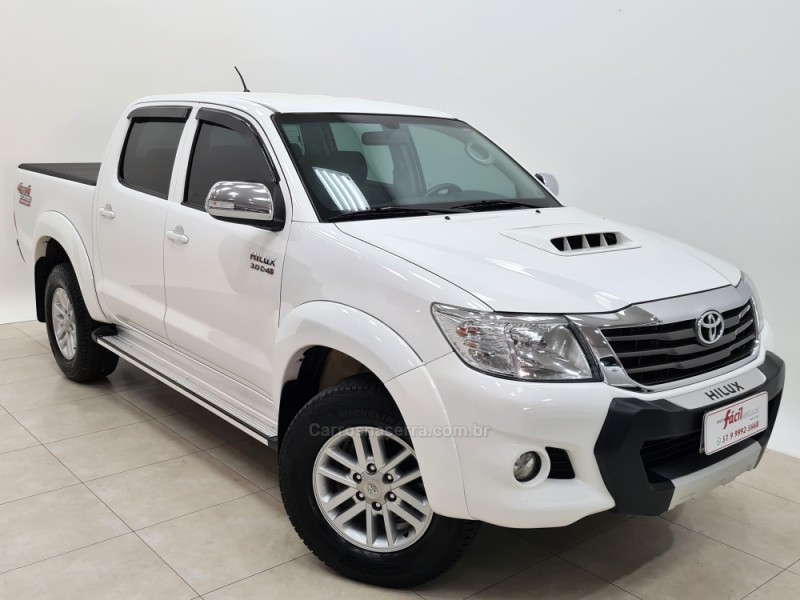 hilux 3.0 srv 4x2 cd 16v turbo intercooler diesel 4p manual 2014 santa cruz do sul