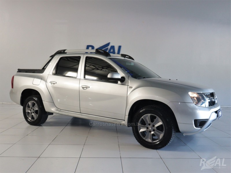 DUSTER OROCH 2.0 16V FLEX DYNAMIQUE 4P AUTOMÁTICO - 2017 - SAPIRANGA