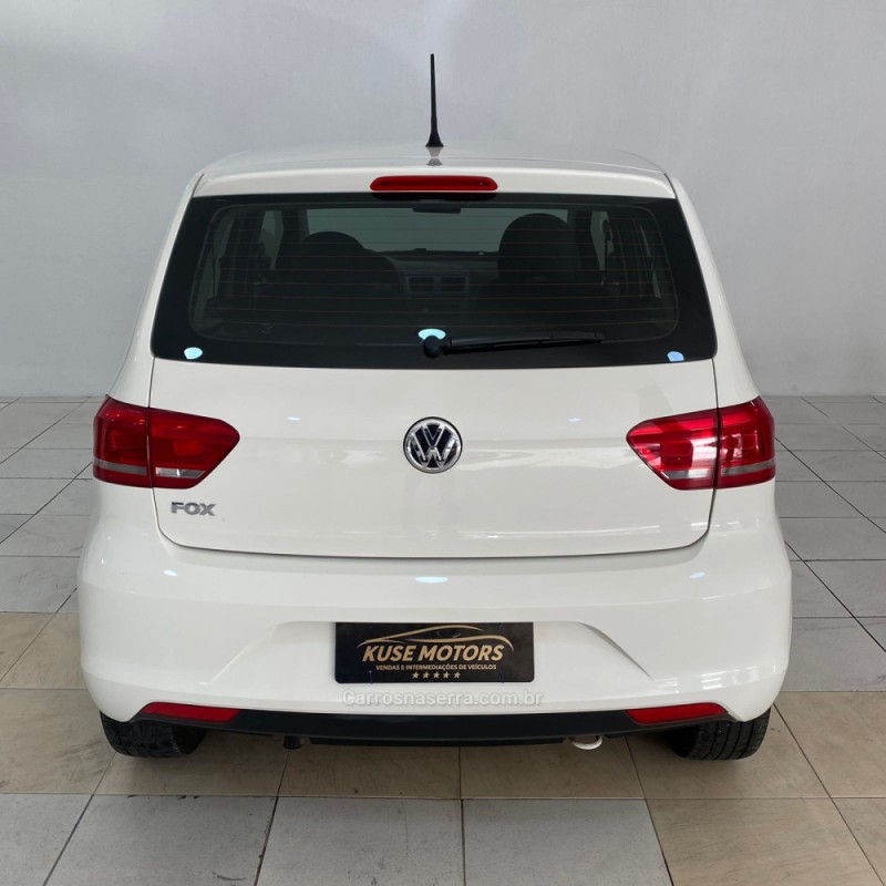 FOX 1.0 MI COMFORTLINE 8V FLEX 4P MANUAL - 2015 - CAXIAS DO SUL