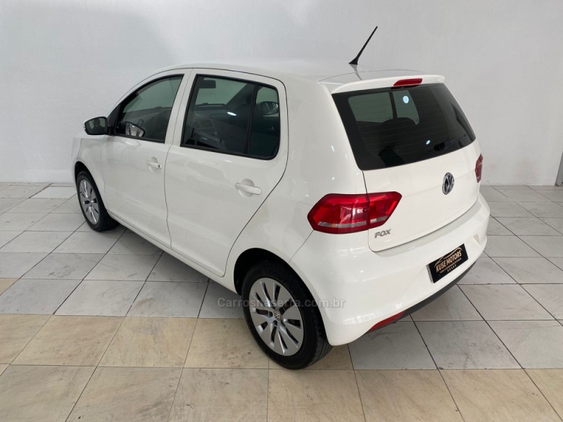 FOX 1.0 MI COMFORTLINE 8V FLEX 4P MANUAL - 2015 - CAXIAS DO SUL
