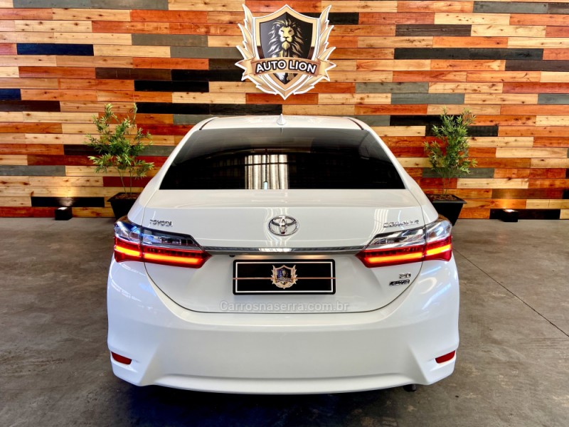 COROLLA 2.0 ALTIS 16V FLEX 4P AUTOMÁTICO - 2018 - CAXIAS DO SUL