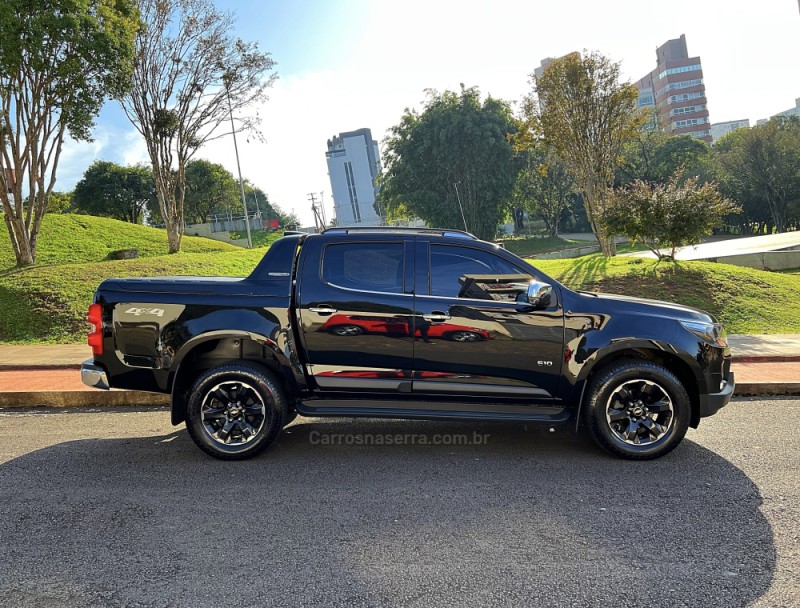 S10 2.8 HIGH COUNTRY 4X4 CD 16V TURBO DIESEL 4P AUTOMÁTICO - 2022 - PASSO FUNDO