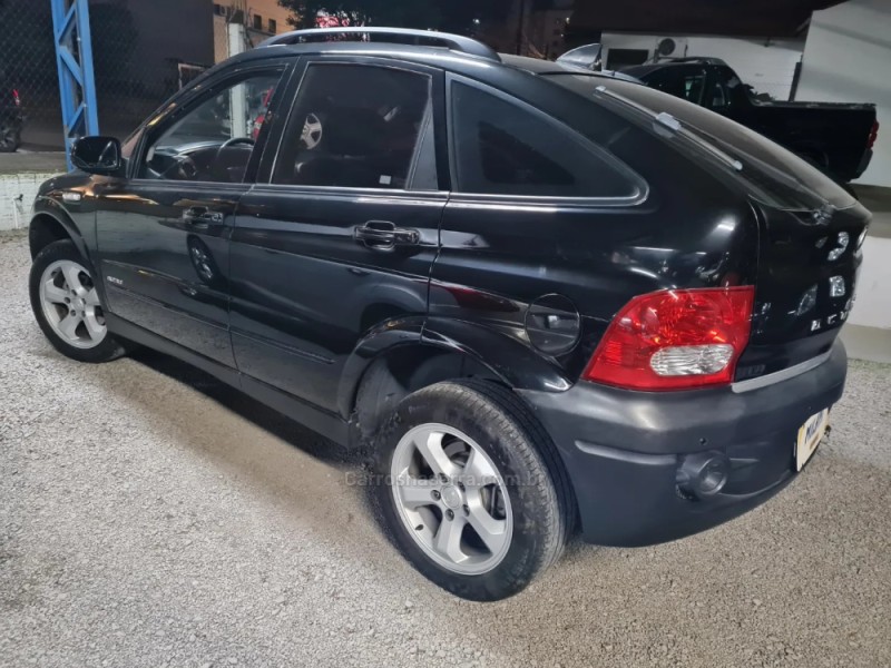 ACTYON 2.3 GL 4X2 16V 150CV GASOLINA 4P AUTOMÁTICO - 2011 - BENTO GONçALVES