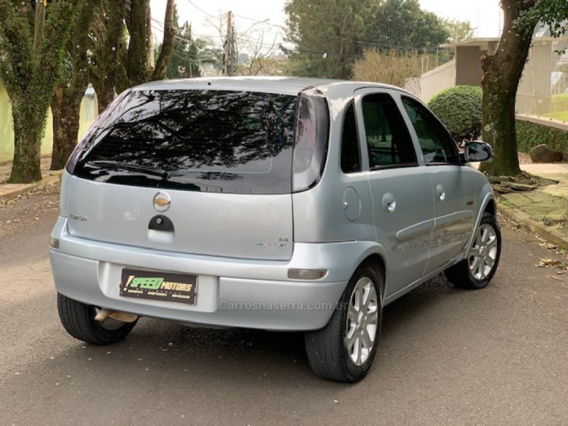 CORSA 1.4 MPFI PREMIUM 8V FLEX 4P MANUAL - 2009 - CAMPO BOM