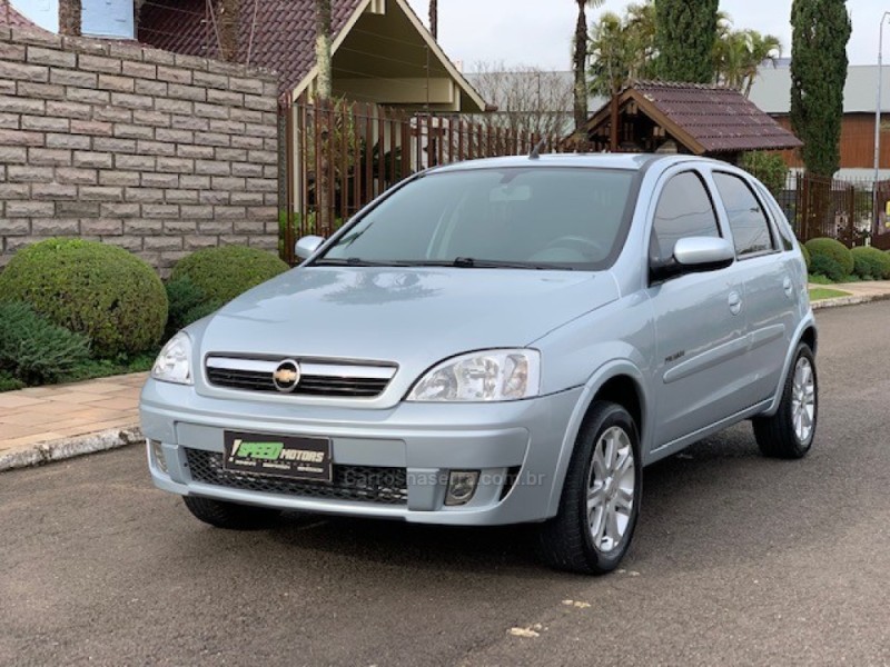 CORSA 1.4 MPFI PREMIUM 8V FLEX 4P MANUAL - 2009 - CAMPO BOM
