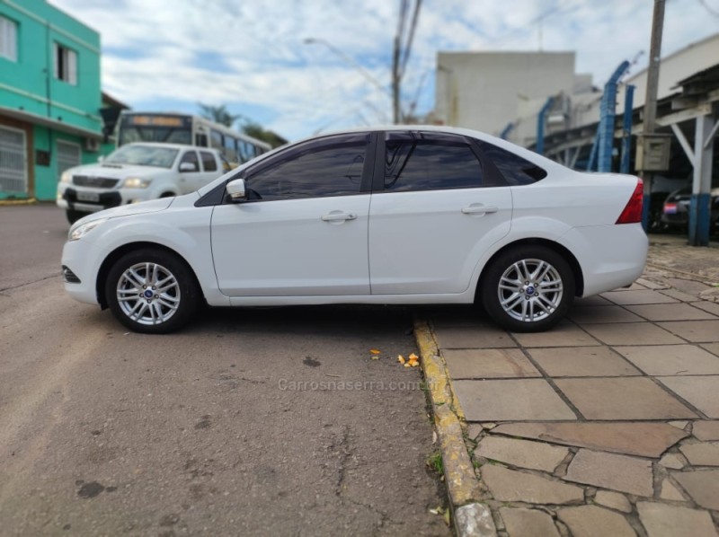 FOCUS 2.0 GLX SEDAN 16V FLEX 4P AUTOMÁTICO - 2013 - BENTO GONçALVES