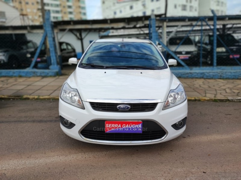 FOCUS 2.0 GLX SEDAN 16V FLEX 4P AUTOMÁTICO