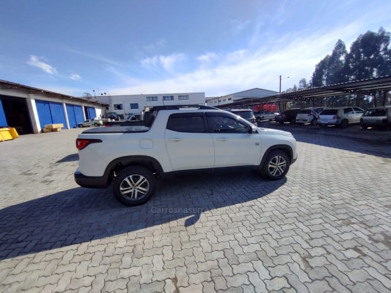 TORO 2.0 16V TURBO DIESEL FREEDOM 4WD AT9 AUTOMÁTICO - 2018 - GARIBALDI