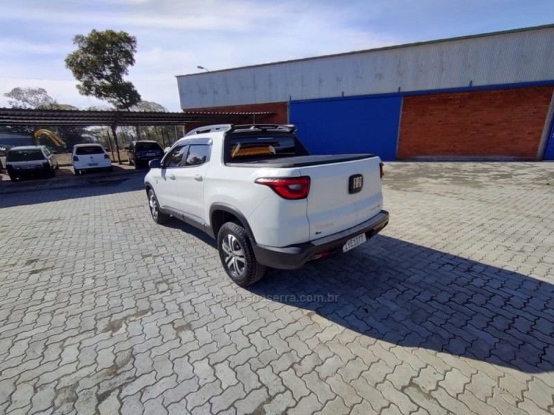 TORO 2.0 16V TURBO DIESEL FREEDOM 4WD AT9 AUTOMÁTICO - 2018 - GARIBALDI