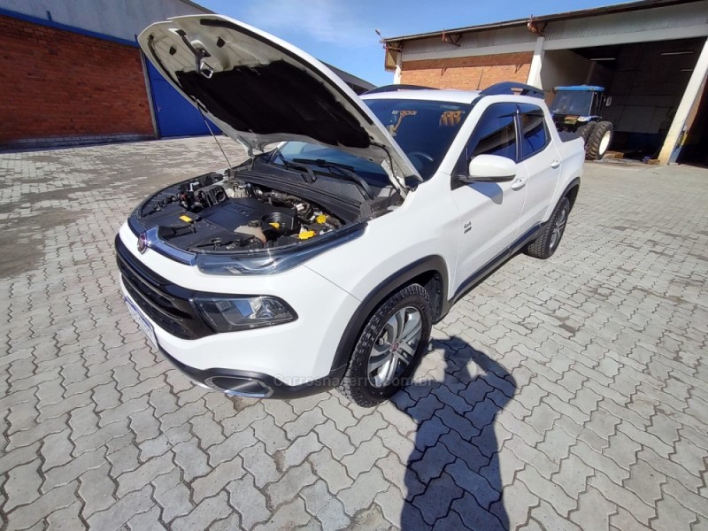 TORO 2.0 16V TURBO DIESEL FREEDOM 4WD AT9 AUTOMÁTICO - 2018 - GARIBALDI