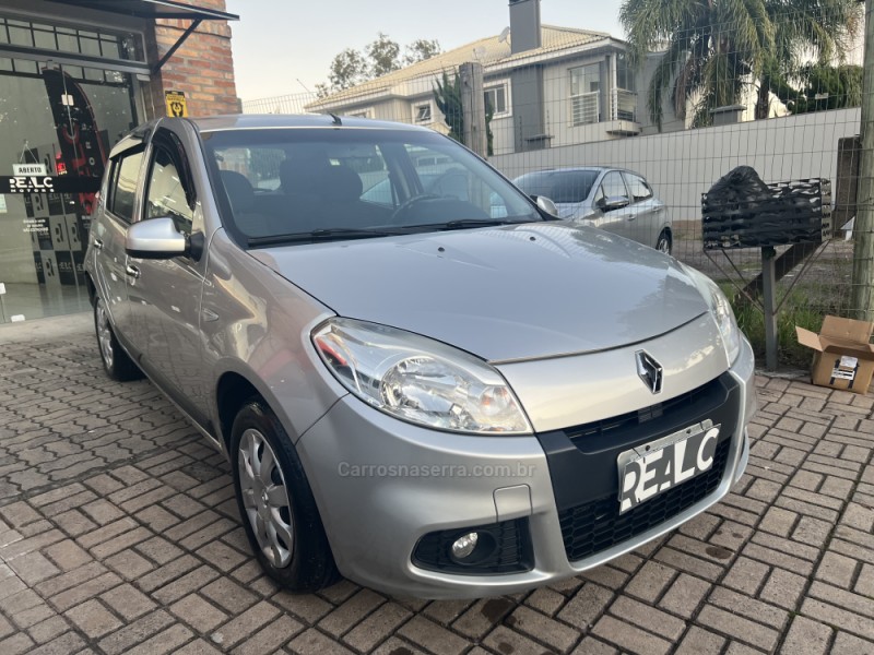 SANDERO 1.6 EXPRESSION 8V FLEX 4P MANUAL - 2013 - CAXIAS DO SUL