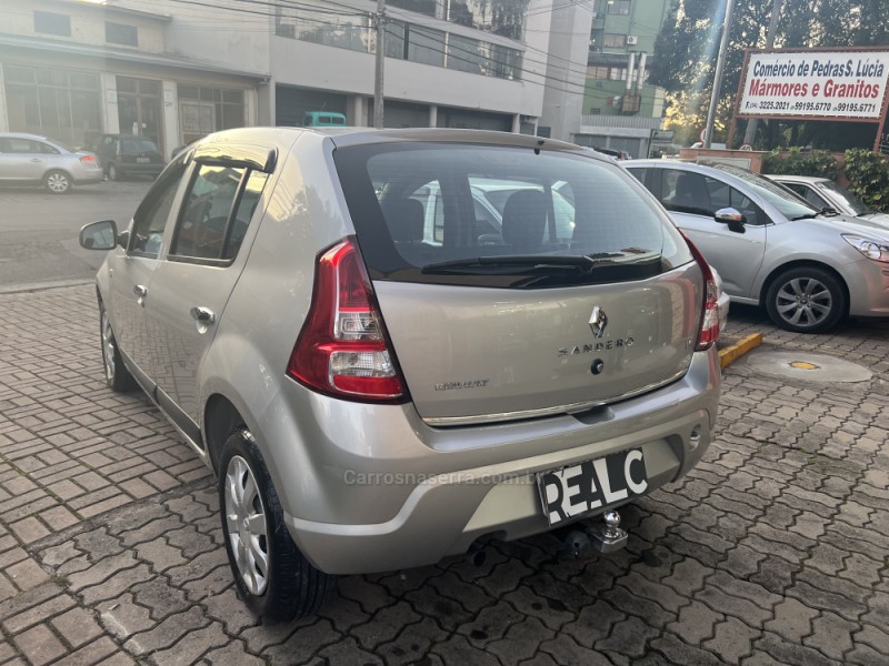 SANDERO 1.6 EXPRESSION 8V FLEX 4P MANUAL - 2013 - CAXIAS DO SUL