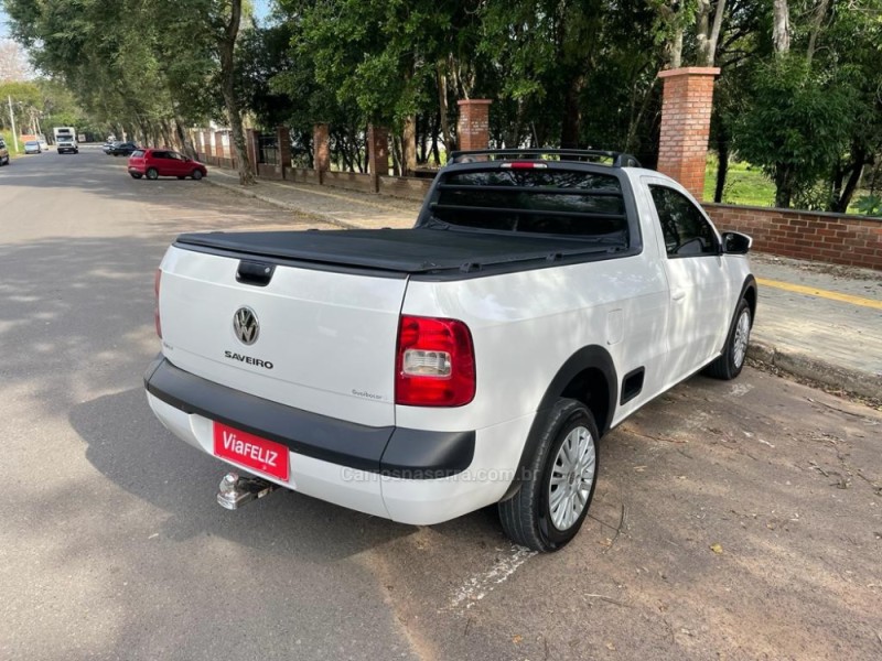 SAVEIRO 1.6 MI TREND CS 8V FLEX 2P MANUAL G.V - 2016 - FELIZ