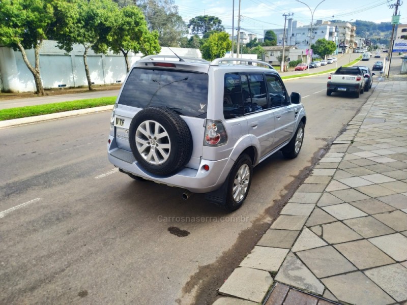 PAJERO TR4 2.0 4X2 16V 140CV FLEX 4P MANUAL - 2012 - GUAPORé
