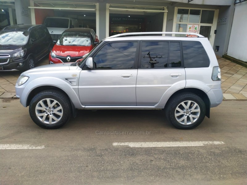 PAJERO TR4 2.0 4X2 16V 140CV FLEX 4P MANUAL