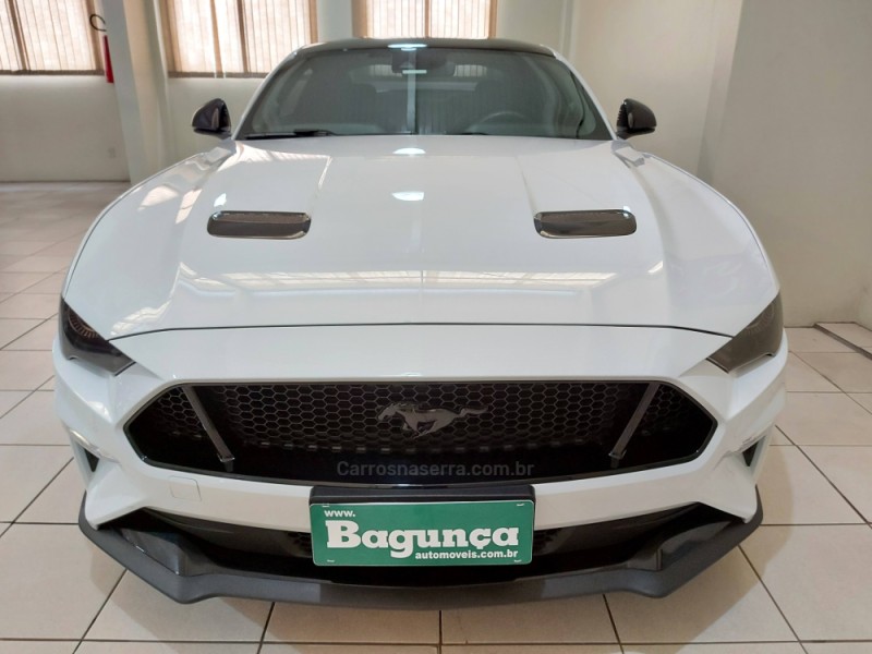 MUSTANG 5.0 GT PREMIUM COUPÉ V8 32V GASOLINA 2P AUTOMÁTICO - 2019 - NOVO HAMBURGO
