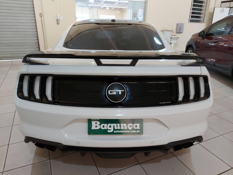 MUSTANG 5.0 GT PREMIUM COUPÉ V8 32V GASOLINA 2P AUTOMÁTICO - 2019 - NOVO HAMBURGO