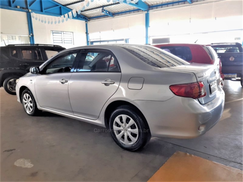 COROLLA 1.8 XLI 16V FLEX 4P AUTOMÁTICO - 2009 - VACARIA