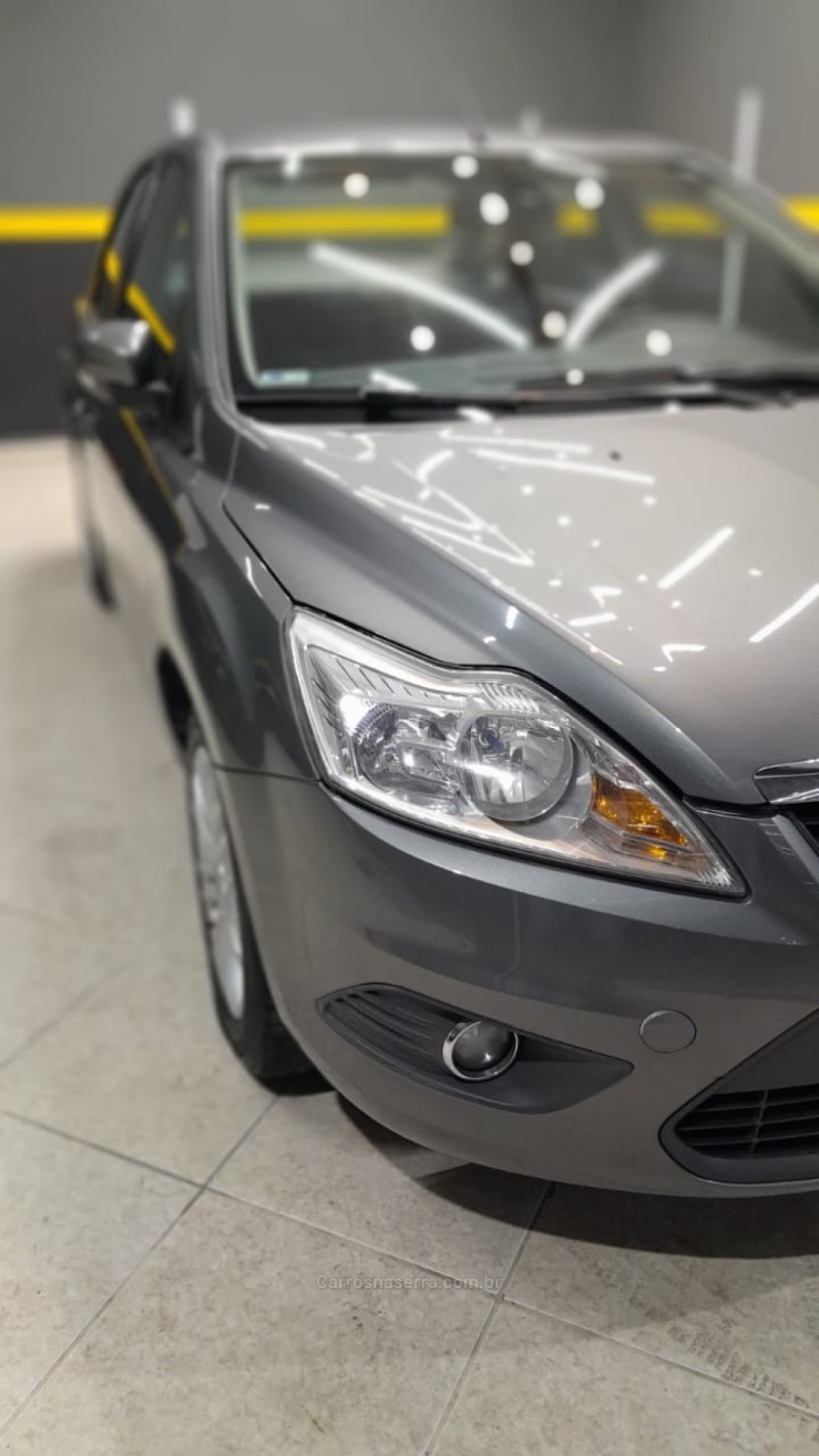 FOCUS 2.0 FC 16V FLEX 4P AUTOMÁTICO - 2013 - CAXIAS DO SUL