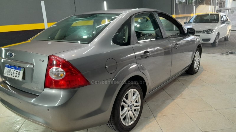FOCUS 2.0 FC 16V FLEX 4P AUTOMÁTICO - 2013 - CAXIAS DO SUL
