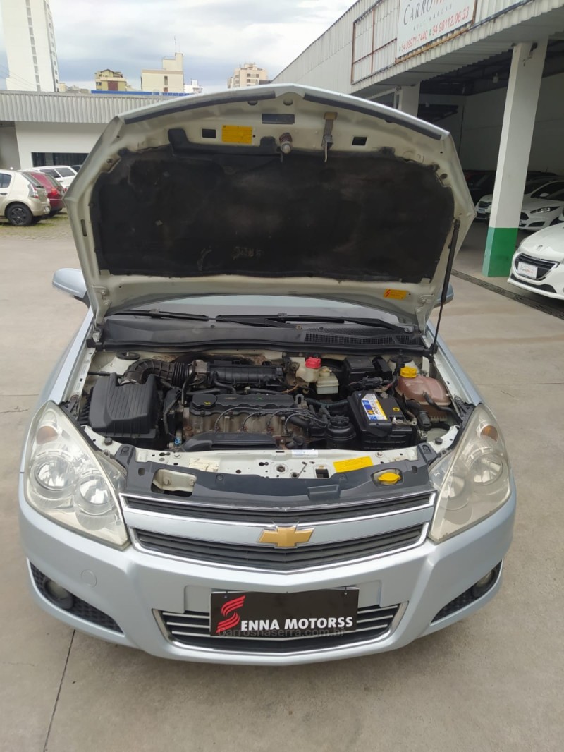 VECTRA 2.0 MPFI ELEGANCE 8V FLEX 4P MANUAL - 2010 - CAXIAS DO SUL