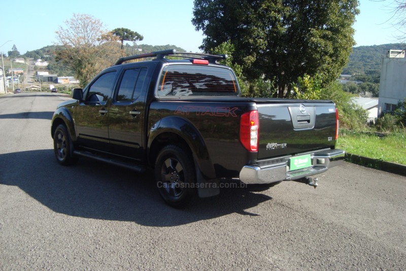 FRONTIER 2.5 SE ATTACK 4X4 CD TURBO ELETRONIC DIESEL 4P MANUAL - 2013 - FLORES DA CUNHA