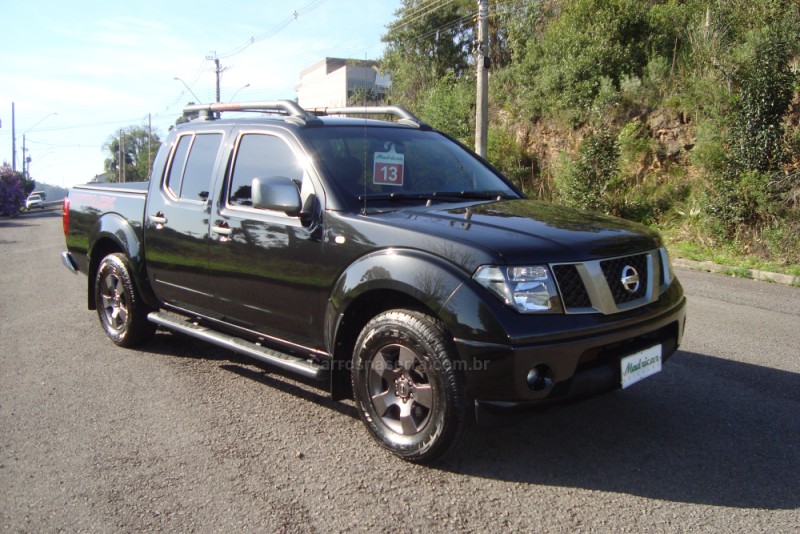 FRONTIER 2.5 SE ATTACK 4X4 CD TURBO ELETRONIC DIESEL 4P MANUAL - 2013 - FLORES DA CUNHA