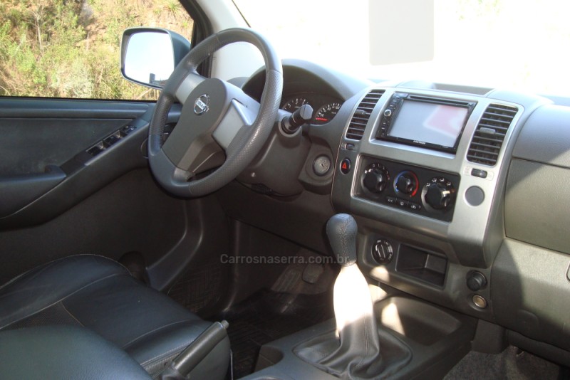 FRONTIER 2.5 SE ATTACK 4X4 CD TURBO ELETRONIC DIESEL 4P MANUAL - 2013 - FLORES DA CUNHA