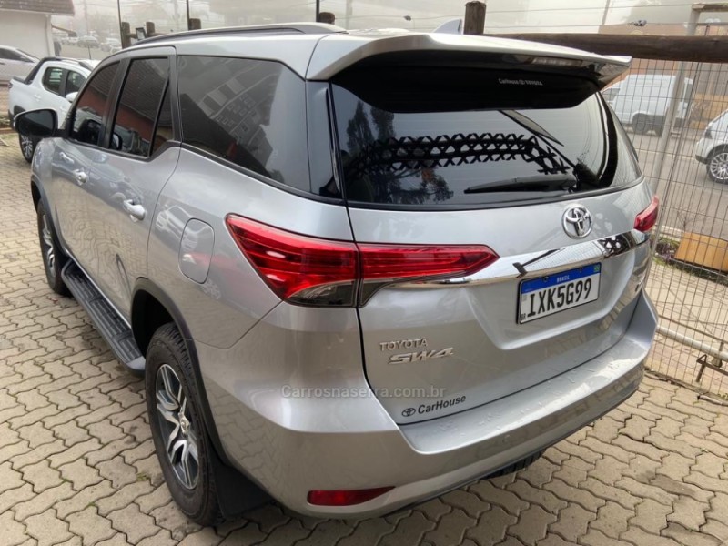 HILUX SW4 2.7 SR 4X2 16V FLEX 4P AUTOMÁTICO - 2017 - CANELA