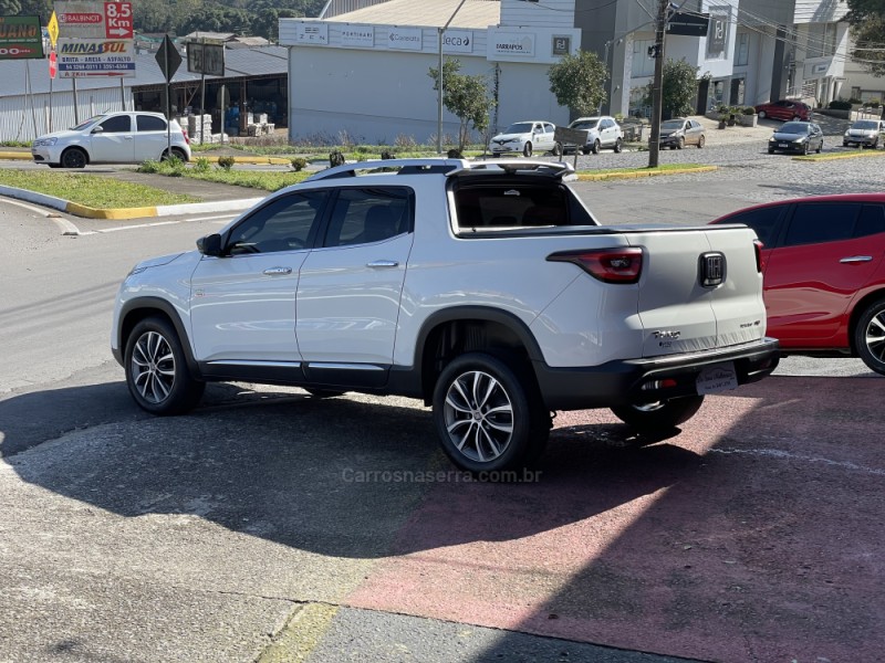 TORO 2.0 16V TURBO DIESEL VOLCANO 4WD AUTOMÁTICO - 2021 - FARROUPILHA