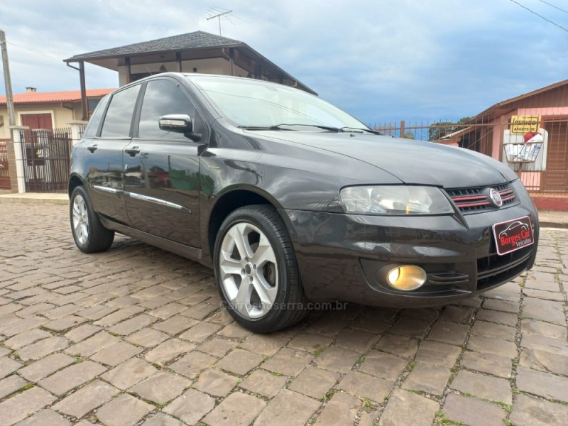 STILO 1.8 MPI SPORTING 8V FLEX 4P MANUAL - 2010 - VACARIA