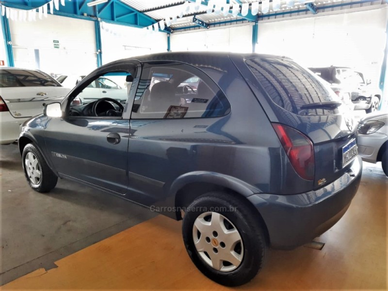CELTA 1.0 MPFI SPIRIT 8V FLEX 2P MANUAL - 2009 - VACARIA