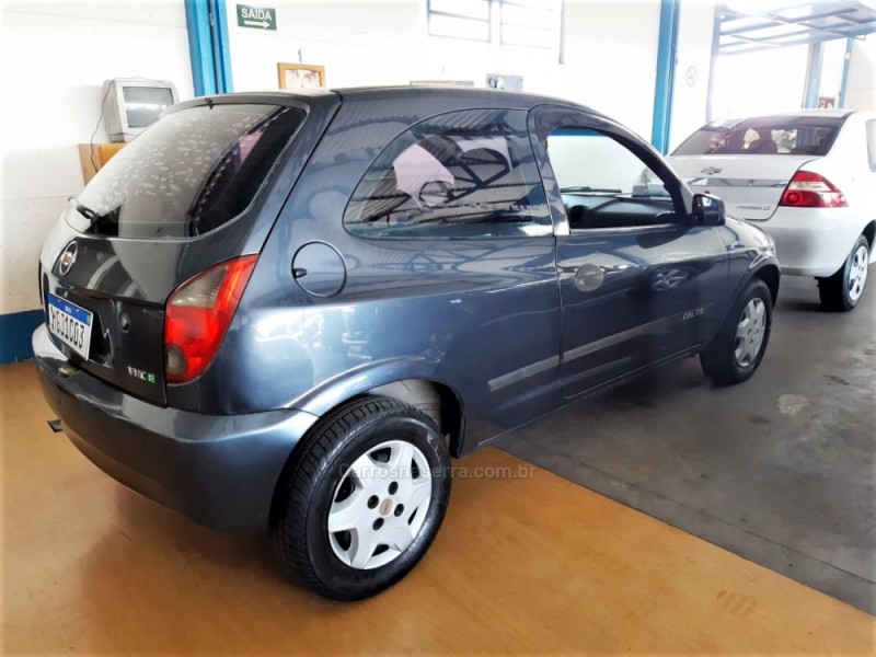 CELTA 1.0 MPFI SPIRIT 8V FLEX 2P MANUAL - 2009 - VACARIA