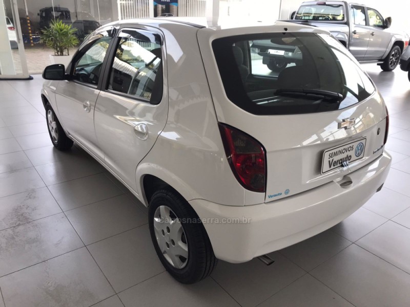 CELTA 1.0 MPFI LT 8V FLEX 4P MANUAL - 2015 - BENTO GONçALVES