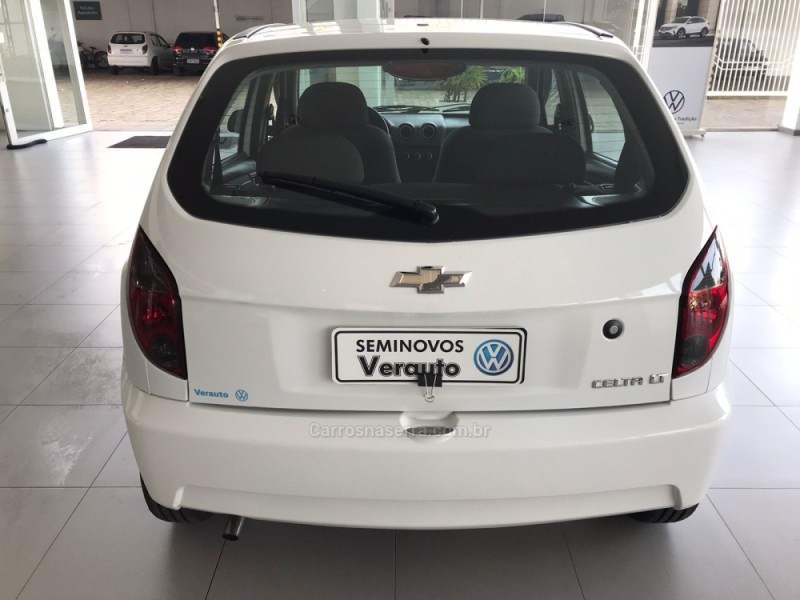 CELTA 1.0 MPFI LT 8V FLEX 4P MANUAL - 2015 - BENTO GONçALVES