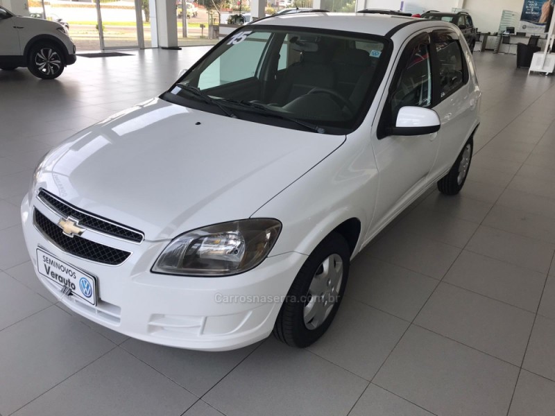 CELTA 1.0 MPFI LT 8V FLEX 4P MANUAL - 2015 - BENTO GONçALVES