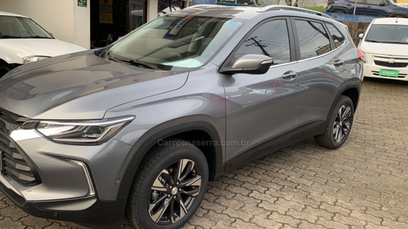 TRACKER 1.0 12V PREMIER TURBO FLEX 4P AUTOMÁTICO - 2022 - FARROUPILHA