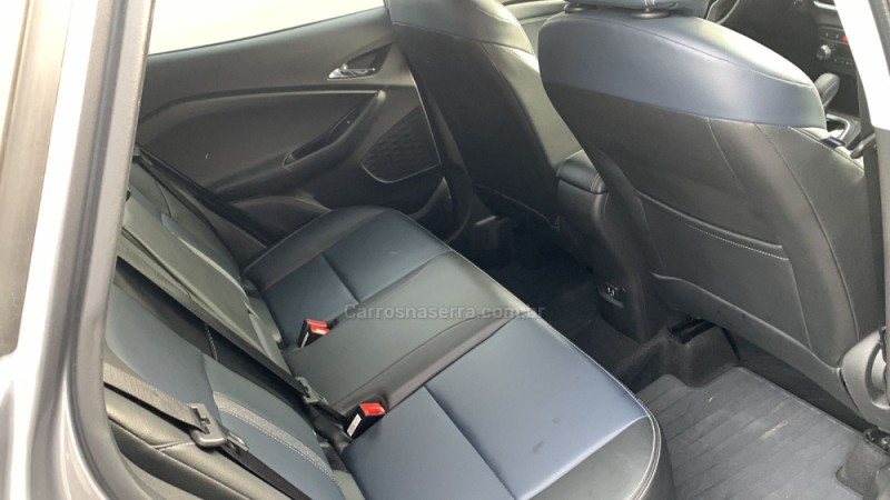 TRACKER 1.0 12V PREMIER TURBO FLEX 4P AUTOMÁTICO - 2022 - FARROUPILHA