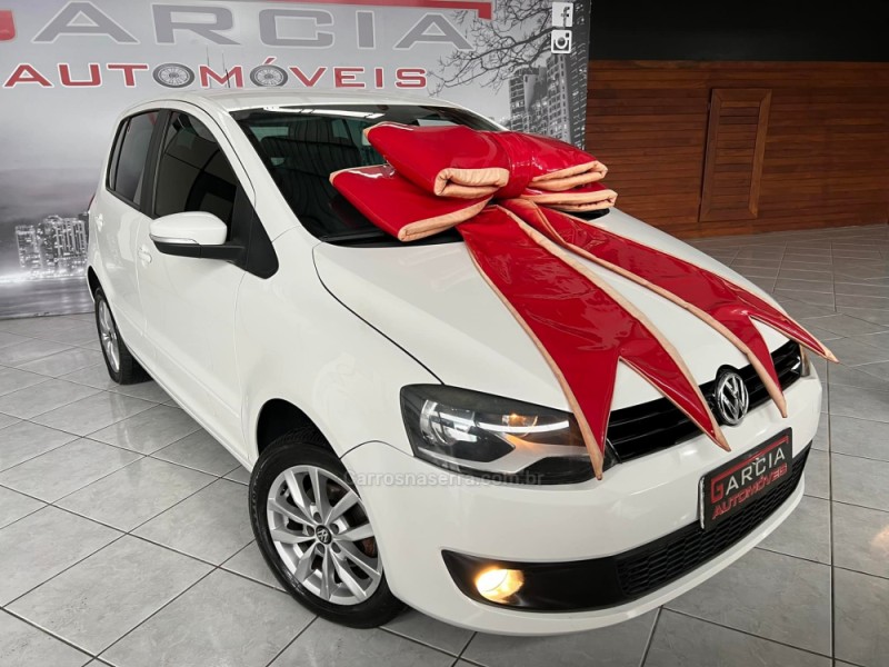 FOX 1.6 MI ITREND 8V FLEX 4P MANUAL - 2014 - IGREJINHA