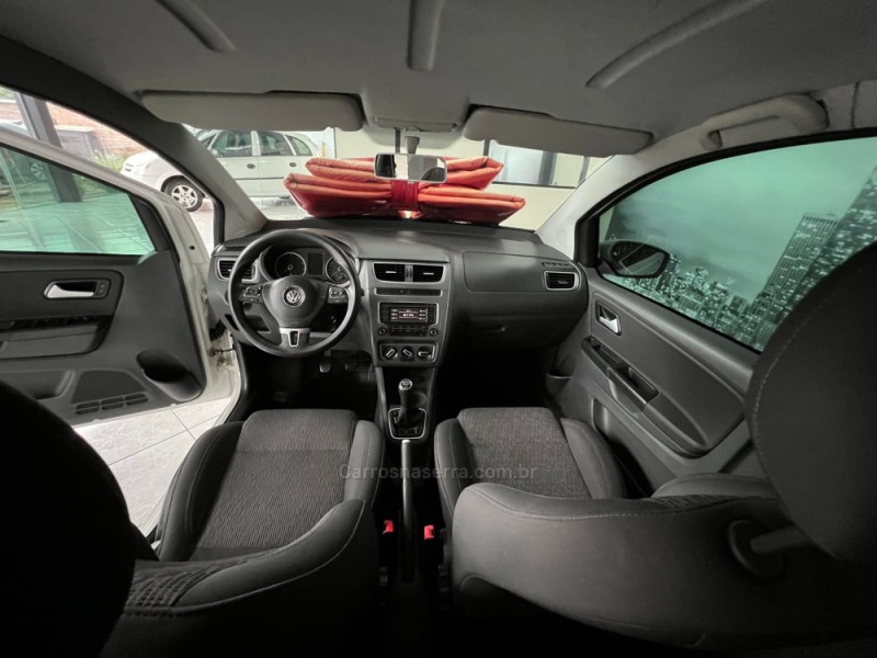 FOX 1.6 MI ITREND 8V FLEX 4P MANUAL - 2014 - IGREJINHA